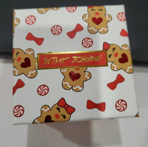 Earrings - Picture 4 of 5